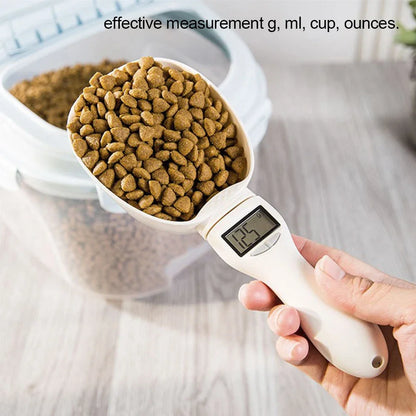 Electronic Spoon With a Food Meter for Pets